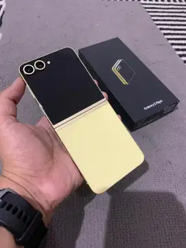 Samsung Galaxy Z flip 6 12/256GB SEIN