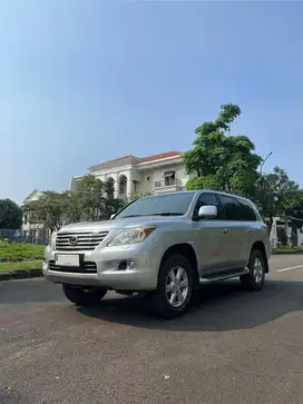 Lexus LX570 Luxury ATPM