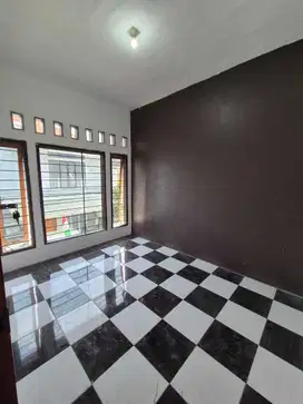 Rumah Minimalis Sudah Renov di Sayap Buah Batu Bandung