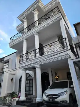 Rumah Mewah Cantik Siap Huni Furnished di Antapani Bandung Timur