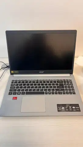 Laptop ACER Aspire A515-45 RAM 16GB SSD 477 GB