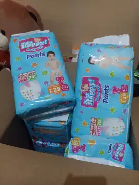Distributor Pampers Baby Happy
