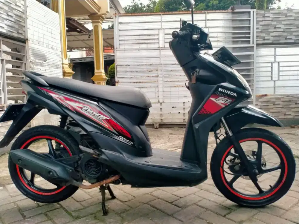 Honda Beat FI lengkap motor sehat walafiat keterangan detail dibawah