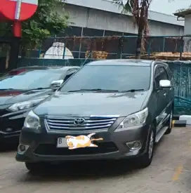 Toyota Kijang Innova type G Tahun 2012 Automatic