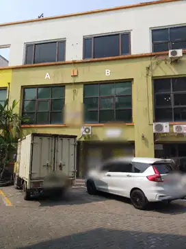DijualDisewakan Ruko di Plaza Segi delapan Darmo Surabaya Barat