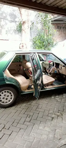 Mitsubishi Lancer 1988 Bensin