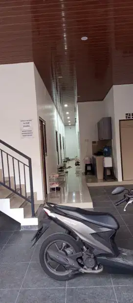 Rumah Kost Khusus Putri Dijual Baru 30+1Kamar Beserta Isinya Di Wiyung