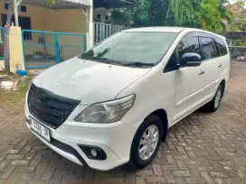 Toyota Kijang Innova G Diesel Matic 2014 Barong Istimewa