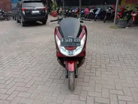 PCX tahun 2014.Gratis balik nama