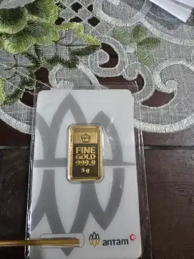 Emas Antam 5 Gram dan 10 Gram milik Pribadi