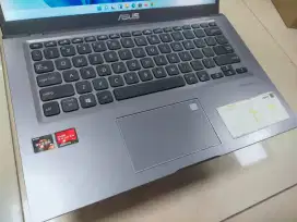 Dijual laptop Asus Vivobook RYZEN 3-3250 Ram 8GB DDR4 SSD 256GB Win 11