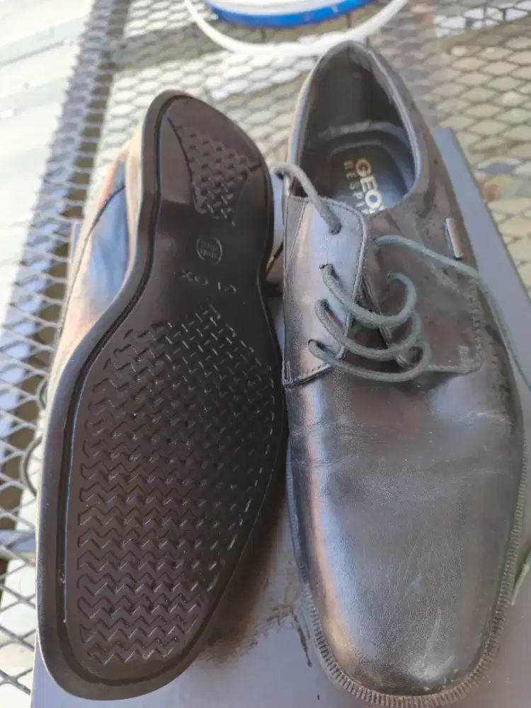 Sepatu GEOX Black