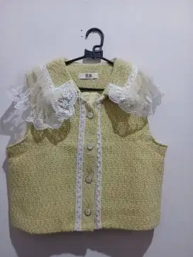 Outer Rajut warna yellow cocok buat nongkii