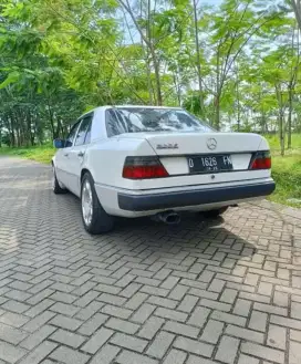 JUAL MOBIL MERCI
