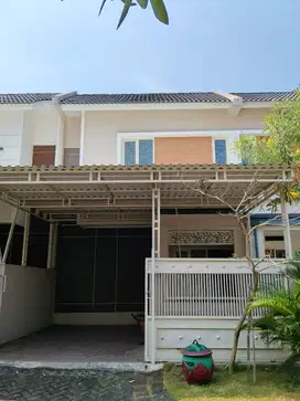 Rumah SHM murah one gate system, row jalan lebar + kanopi dan pagar