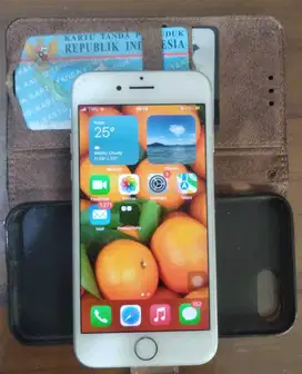 Iphone 7 32GB Silver Mulus Bonus 3 Case