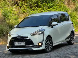 [ DP 9jt ] Sienta Q CVT 2018 Termurah