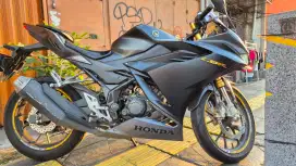 Jual motor Honda CBR 150R tahun 2021