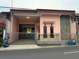 Rumah DIJUAL KOTA BATU, milik saya sendiri