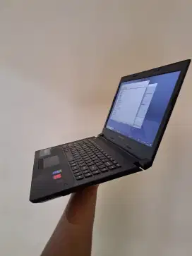 Lenovo B40 80 Core i3-4300U Haswell Gen 4 Ram 8Gb SSD 128Gb