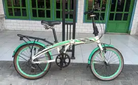 Phoenix uk 20 fame kotak