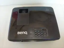 PROYEKTOR BENQ SECOND