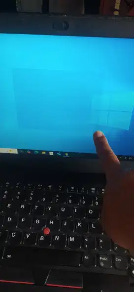 Thinkpad L390 core i5 Gen 8 Ram 16 Touchscreen