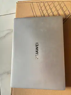 Laptop huawei d14 slim