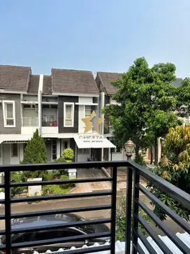 Jual Murah Cluster Summarecon Serpong dekat tol SHM 3+1 kamar