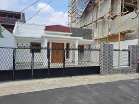 Rumah 1 Lantai di Petukangan Selatan, Hanya 9 menit ke Tol Ciledug