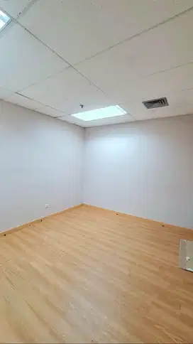 Disewakan Kantor Luas 60 m2 Partisi Kuningan Jakarta Selatan