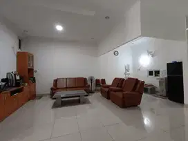 Rumah Sunter danau agung blok E bagus