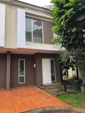 Dijual Rumah Hook Pojok Cluster Malibu Corral Gading Serpong