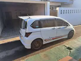 Jual mobil honda freed th 2013 psd
