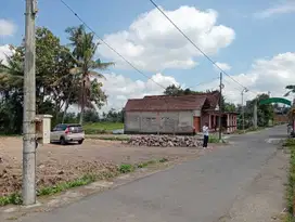Tepi Jalan Aspal, Tanah Dijual Di Jalan Palagan Sleman