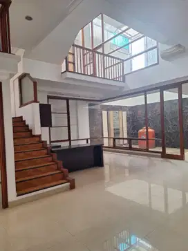 Dijual Rumah di Bandung, di perum Singgasana Pradana
