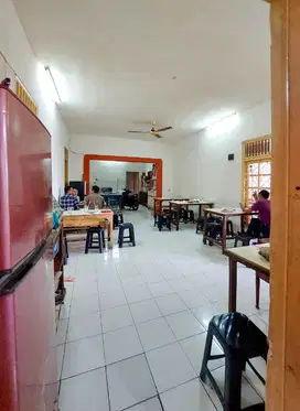 Dijual Rumah Lama Hitung Tanah Cocok Untuk Usaha di Tebet Timur