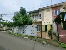 DIJUAL RUMAH 2 LANTAI FULL GRANIT PAKJO PALEMBANG