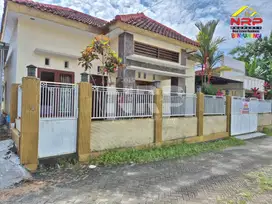 Dijual Rumah Cantik Full Furnitur di Kusuma Resort Glagah - Banyuwangi