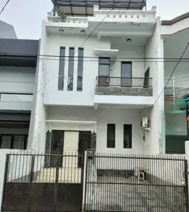 Rumah dijual lokasi favorit Sunter Jakarta Utara