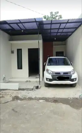 MURAH BANGET rumah dekat alun-alun kota Cimahi masuk Mobil dijual