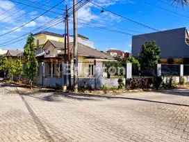 HUNIAN NYAMAN DENGAN HALAMAN LUAS POSISI DI HOOK
