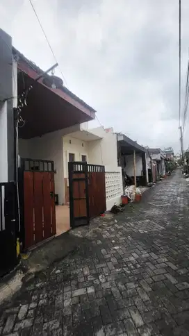 JUAL RUMAH LOWOKWARU JOYOAGUNG MALANG