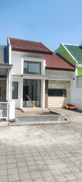 DIJUAL RUMAH Ready Stok di Singosari, Malang