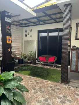 DIJUAL CEPAT RUMAH DI PESONA KHAYANGAN DEPOK FREE FURNISHED
