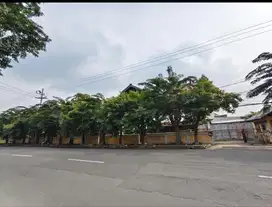 Butuh cepat ! Eks gudang & perkantoran di Raya Margorejo