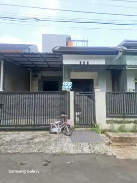 Rumah siap huni di legok permai dekat gading serpong