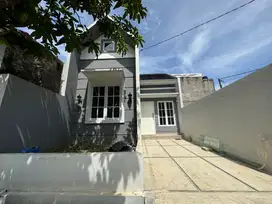 Rumah Cantik Siap Huni di Cibinong