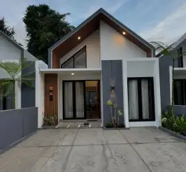 Rumah dekat jalan raya Depok. Akses mudah harga murah .