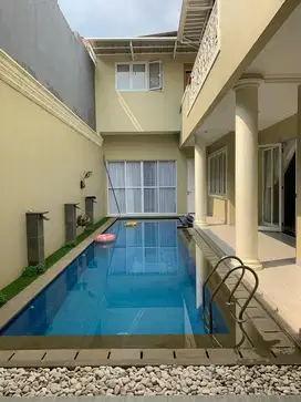 Rumah Citra Gran Cibubur,full renovasi th 2020 ada kolam renang